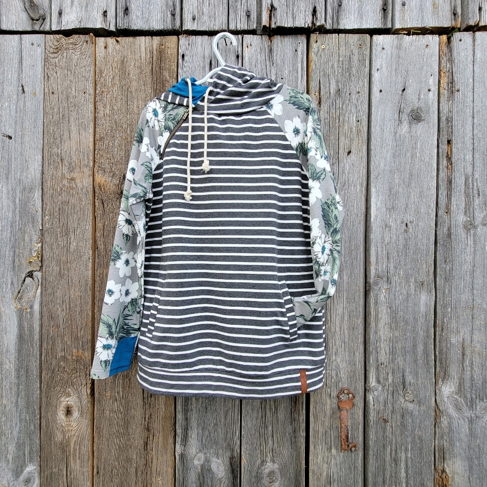 Hoodie - Ampersand Avenue Doublehood